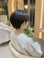 グリッター 仙台中央店(GRITTERs)&nbsp;ダークグレージュ×ひし形ショート