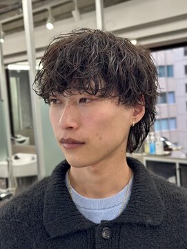 トラスト ザ バーバー 東京駅日本橋店(TRUST the Barber) メンズウルフ/スパイラルパーマ