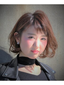 ゼフィール (zefeel) パーマでだす人気のゆるフワボブ!