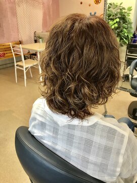 あかね美容室 田上店 大人カジュアルふんわりウェーブ