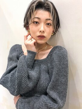 トルネード(TORNADO) 外国人風フェイスフレーミング グレージュ ヨシンモリ 韓国風