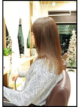 メタ(META) カット+クセ毛専用ゴッホカラー(上品で落ち着きのある色味)