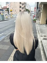 ブリックバイブレイス 千葉 千葉中央(brick by brace) ホワイトブロンド