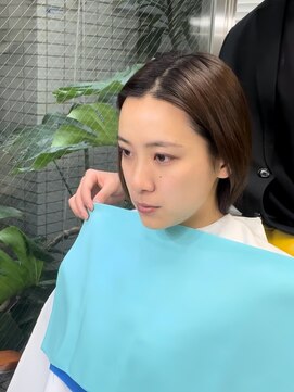 コンマ(,) パーソナルカラー診断［イエベ春］