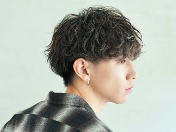 イズバイフィフス(is by fifth)の写真/360度綺麗なシルエットの《波巻きスパイラルパーマ》はご自宅でのスタイリングも簡単に＊[メンズパーマ]