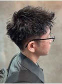 ビジネスショート アップバング 刈り上げツーブロック 束感