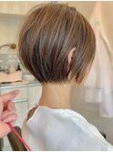 小顔ヘアふんわりショート簡単スタイリングブリーチなしカラー