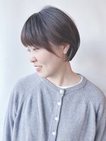 モリオ(morio)&nbsp;＊前下がりショートボブ耳かけショートボブ丸みショート30代40代