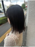 切りっぱなしミディアムヘア