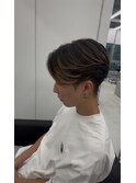 曲がる縮毛矯正で作るセンターパート