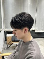 ビューバイネオリーブ 用賀店(Beau'r by neolive) ブルーブラックフェザーパーマ刈り上げセンターパート《用賀》