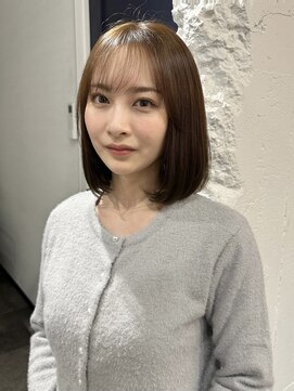 アルコイリスバイドールヘアー(ARCOIRIS by Dollhair) ボブ韓国ヘアアッシュオリーブベージュミディアムレイヤー艶髪