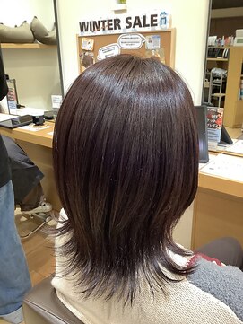 ラファンス 栗林店(LaFENCE) 艶髪/艶感/艶髪/ミディアム/レイヤーカット/ウルフレイヤー