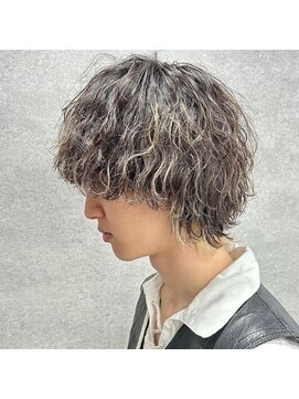 エン(EN) 波巻きパーマ