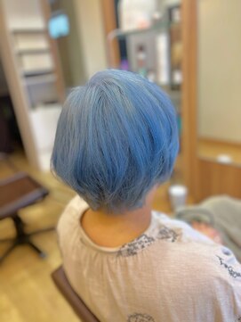 ヴァンクラウドフロムコウベ 恵庭店(VENT CLOUD from KOBE) ブリーチダブルカラー透明感ペールブルー/ショートカット