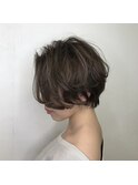 【ハイライトが可愛い】ハンサムショート