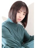 シンプル前下がりボブ