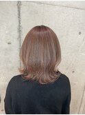 ピンクベージュ