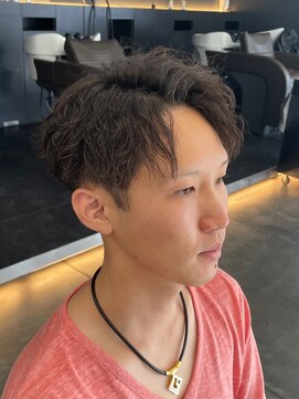 バース バイ ハピネス(BIRTH by happiness) アップバング　ツイストスパイラルパーマ