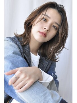 トリッカ シブヤ(TRICCA SHIBUYA) くびれミディアム/ニュアンスパーマ/カーテンバング/前髪パーマ