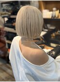 クリアベージュ