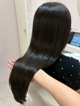 ソンノ(sonno) 髪質改善ストレート 艶髪 グレージュカラー 透明感カラー 20代