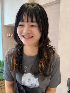 オン キャナルシティ博多前店(on) 【晴音】ロングウルフ/インナーカラー/ロング/20代