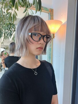 【n】ホワイトベージュ,ローライトコントラスト,ボブレイヤー