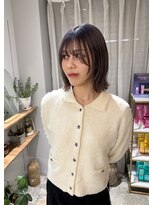シプレ(cipre)&nbsp;透け感ラベンダーの外ハネレイヤーボブ