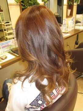 コアフィールフィス(COIFFURE fils) ハイライトを活かしたハイトーンスタイル