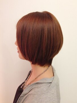 シエクル ヘアアンドスパ 吉祥寺店(SIECLE hair&spa) 小顔に見えるひし形フォルムスリークショートボブ