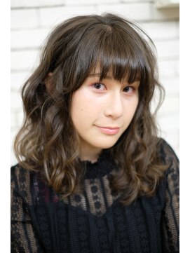 ルプラ ファシル(le-pla Facil) ゆるふわフェミニンパーマ