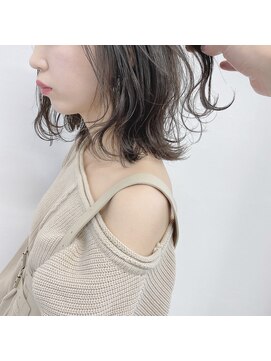 ガーランドウメダ(Garland umeda) リラックスウェーブ＿ミディアム＿0001109