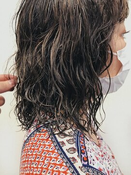 ナップヘアー NAP hair 【欲張りヘア】パーマにハイライト入れるのは可愛いに決まってる