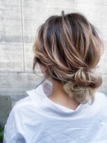 ヘアセットサロン プティ 神戸三宮(petit)&nbsp;ルーズアップ外国人風