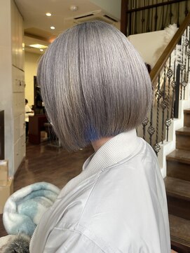 ヘアモード カクテル プラチナシルバー×インナーブルー　【MARIA】