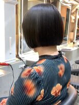 ロンド 表参道店(Lond)&nbsp;Lond表参道【伊杏】ミニボブ 透明感のあるネイビーグレー