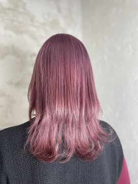 プライズ アイリス 池袋東口店(prize Iris) ピンクカラー/カシスピンク/ウルフカット/ラベンダーピンク/池袋