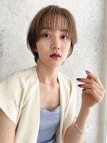 エン(en,)&nbsp;ミルクティーベージュのマッシュショート/ナチュラルショート