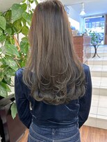 ソピ バイ インビテーション(sopi by invitation)&nbsp;【5/29 NEWOPEN】名駅/名古屋/レイヤーカット/オリーブベージュ