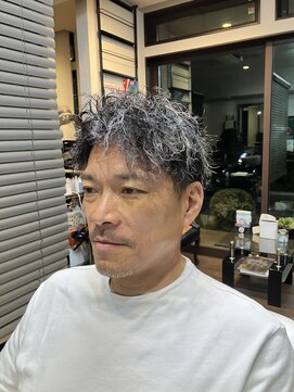 ガイズ ヘアー イサミ(GUY'S HAIR 133) ツイストスパイラルパーマ＆ブリーチメッシュ
