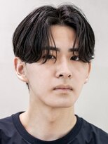 レタッチ バイ フィフス 天神大名(RETOUCH by fifth)&nbsp;ニュアンスパーマカルマパーマシャドウパーマセンターパート眉毛