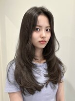 ユニコ(unico)&nbsp;韓国風/レイヤー/小顔/前髪カット/髪質改善/グレージュ/透明感