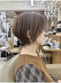 丸みくびれショート