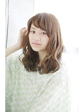 アウラ(Aula by marbles) くすみベージュ/マロンベージュ/ウェーブスタイル[横浜]
