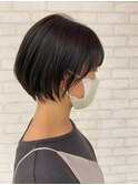 20代30代透明感暗髪アッシュブルーグレージュ丸みボブ