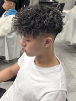 イーラ(era)&nbsp;メッシュスペインカールスパイラルパーマ平巻き波巻きパーマ