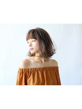 3,40代以上の大人女性の髪の3大悩み"白髪・髪質・ヘアスタイル"九州全域から約10,000人来店◎