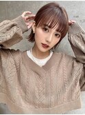 切りっぱなしボブ×ピンクベージュ