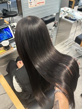 キング 梅田店(K!ng) 縮毛矯正髪質改善ハイライトレイヤーカット梅田美容室エクステ